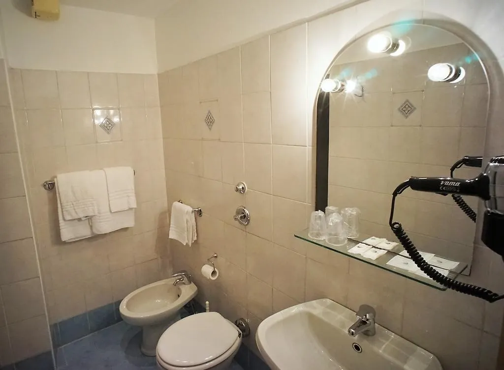 Hotel Gran Sasso Милан